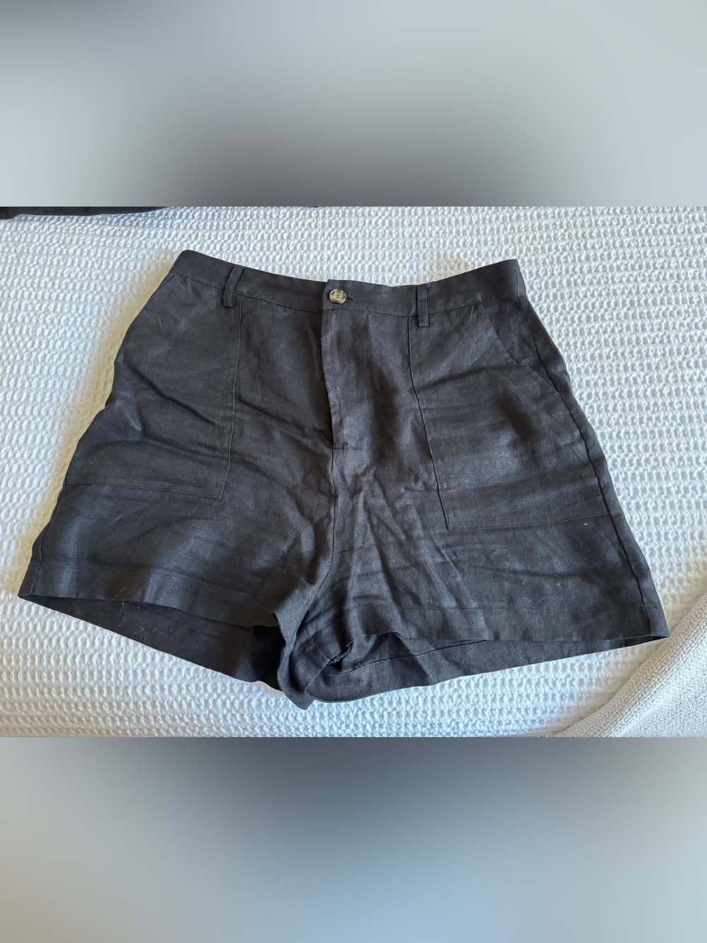 Reformation High-Waist Women’s Linen Blend Shorts in Black